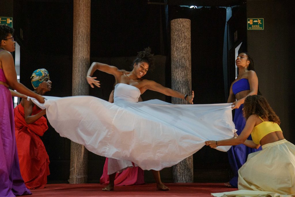 Leia mais sobre o artigo Peça “Gêneres” do Centro de Teatro do Oprimido em temporada no Teatro da UFF, Niterói