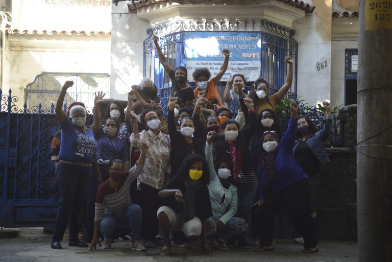 Leia mais sobre o artigo Teatro das Oprimidas realiza JULHO NEGRA em homenagem a Bárbara Santos