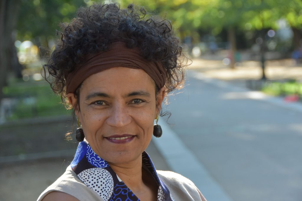 Leia mais sobre o artigo Livro ‘Teatro das Oprimidas’ de Bárbara Santos é relançado no Centro de Teatro do Oprimido, Lapa, Rio de Janeiro