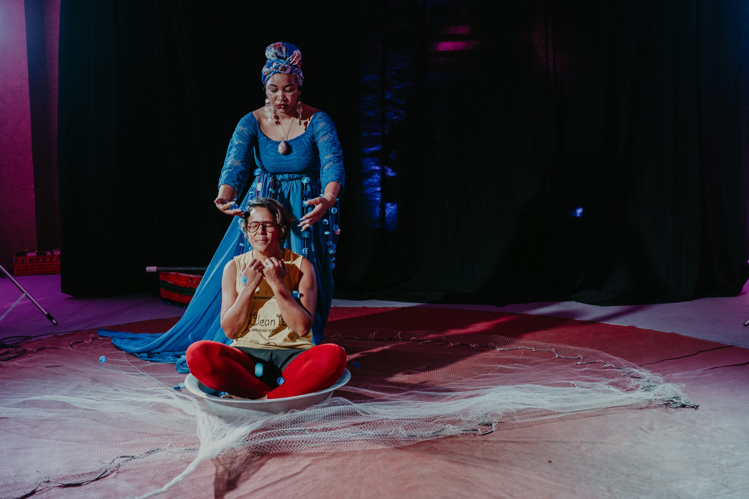 No momento, você está visualizando Aberta as inscrições para o Curso de Teatro das Oprimidas com Bárbara Santos