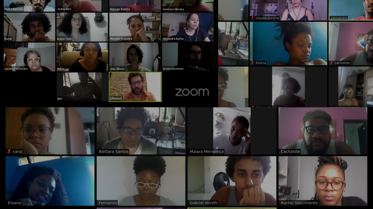 No momento, você está visualizando Curso Online de Introdução ao Teatro do Oprimido